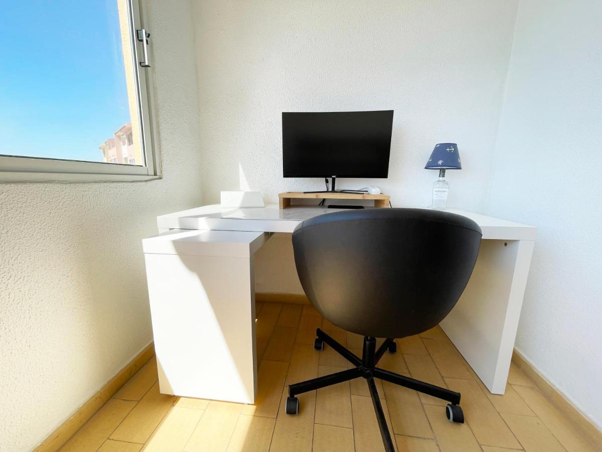 Panoramic Seaview - 2 Bedroom, Main Ave, 15 Min Walk Beach, Workspace Albufeira Exterior photo