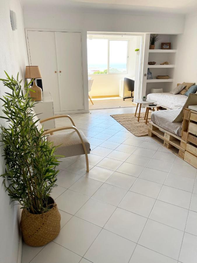 Panoramic Seaview - 2 Bedroom, Main Ave, 15 Min Walk Beach, Workspace Albufeira Exterior photo